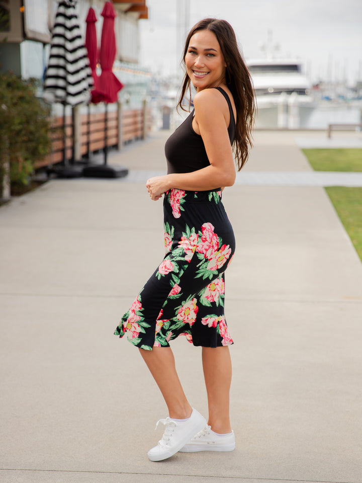 Patterned Ruffle Hem Pencil Skirt