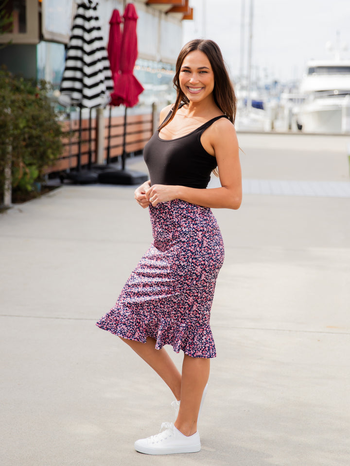 Patterned Ruffle Hem Pencil Skirt