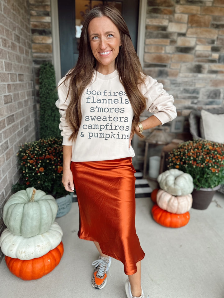 Fall Things - Graphic Sweatshirt @Savvyskirtgirl