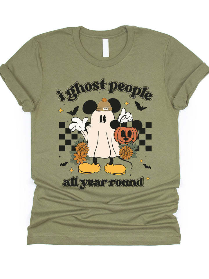 I ghost people all year round (Mickey Ghost) Graphic Tee