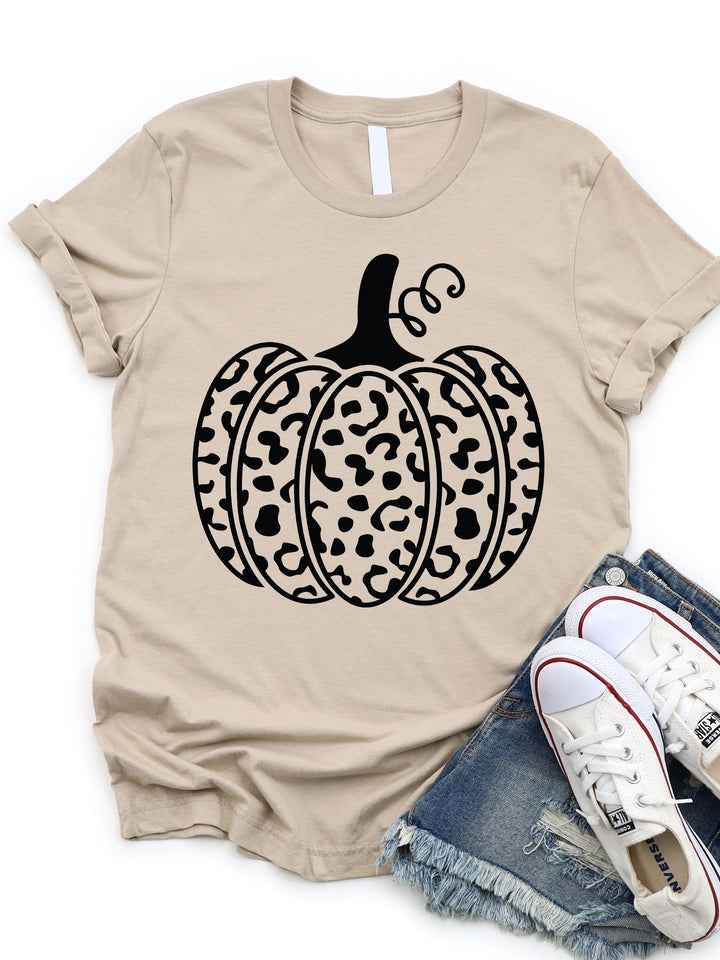 Cheetah Outline Pumpkin Graphic Tee