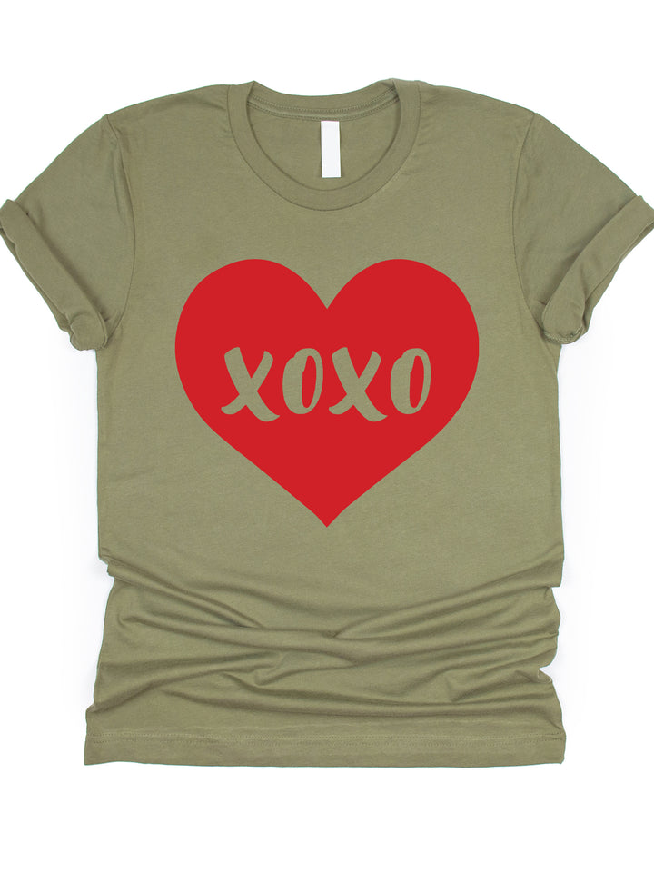 Red Heart XOXO Graphic Tee