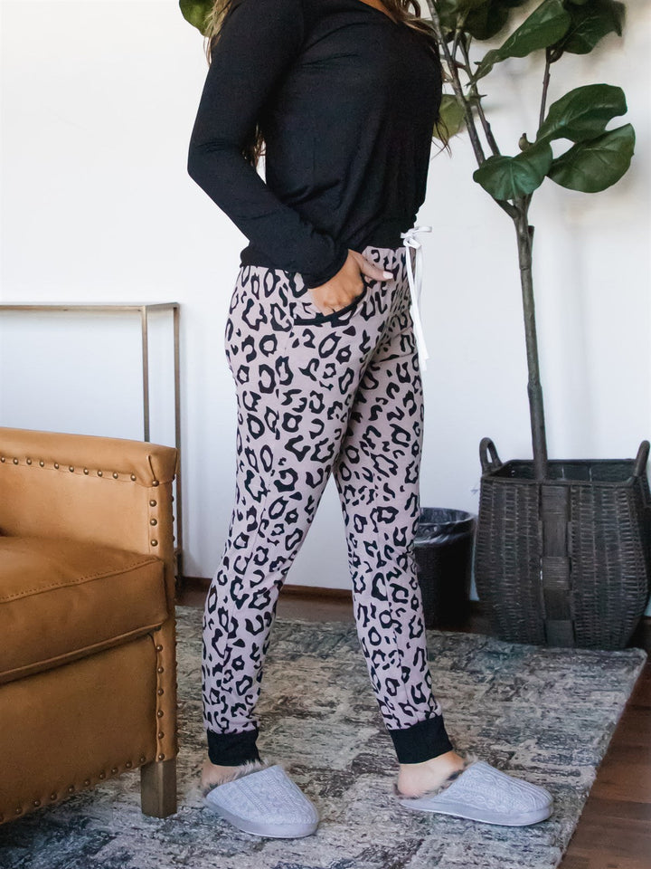 The Moe Animal Jogger