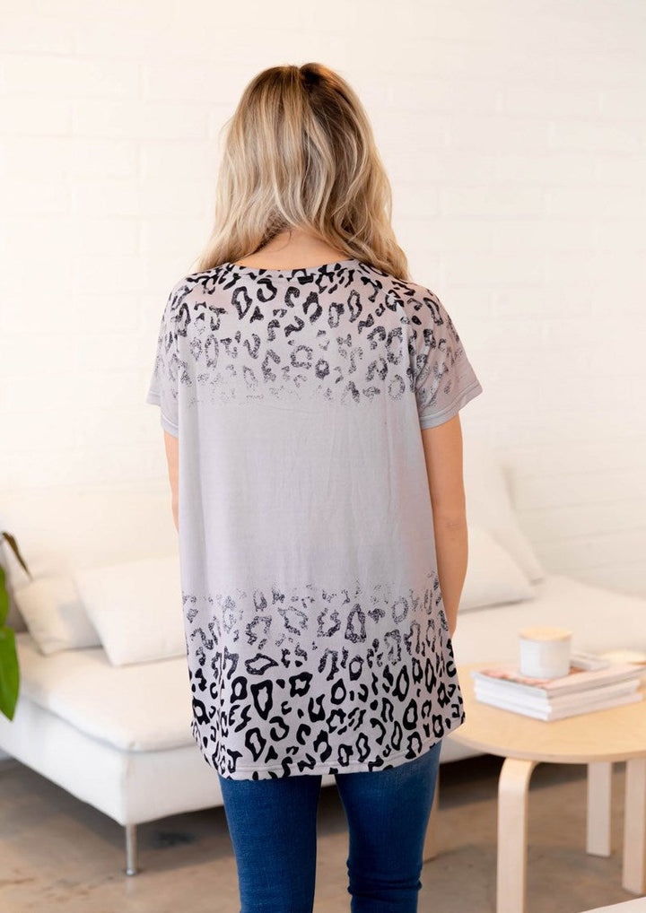 Short Sleeve Ombre Cheetah Print Top