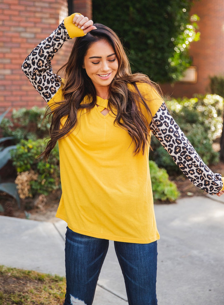 Criss Cross Detail Lyric Top