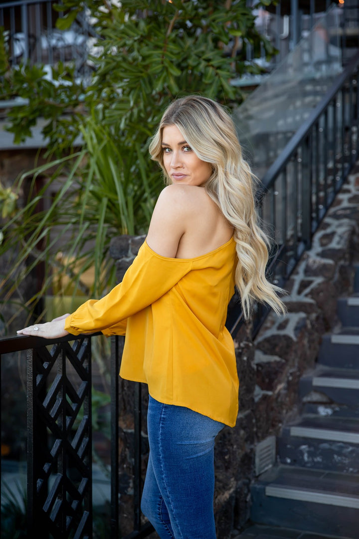 Criss Cross Strap Leia Top