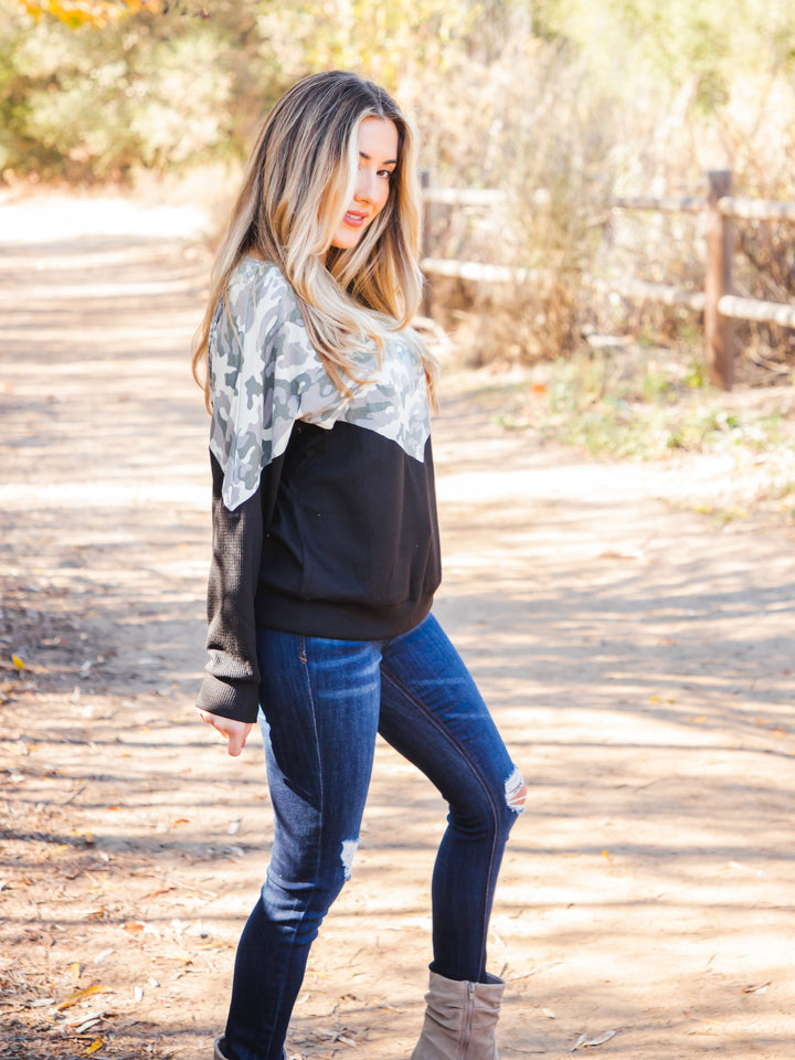 Mila Colorblock Pullover