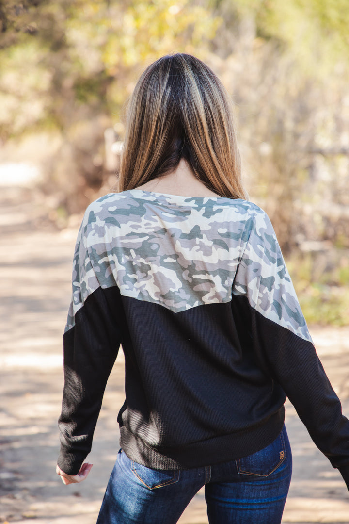 Mila Colorblock Pullover
