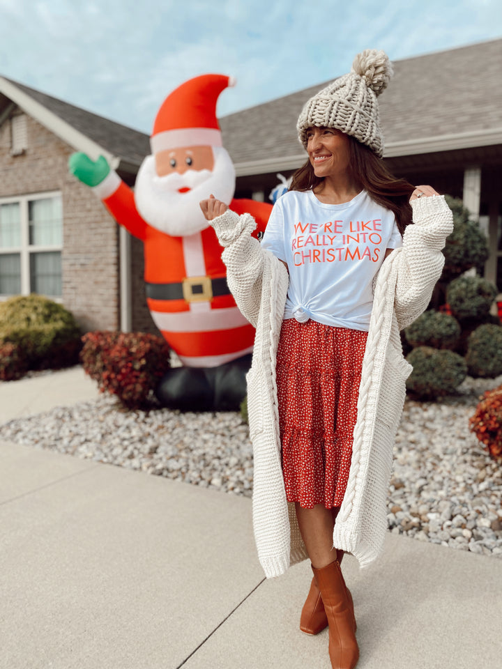 Really into Christmas Graphic Tee - @savvyskirtgirl