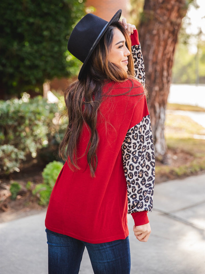 Criss Cross Detail Lyric Top