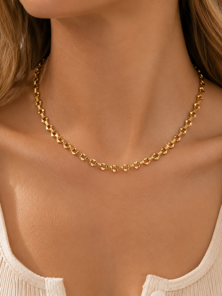 Gold Heart Link Chain Necklace