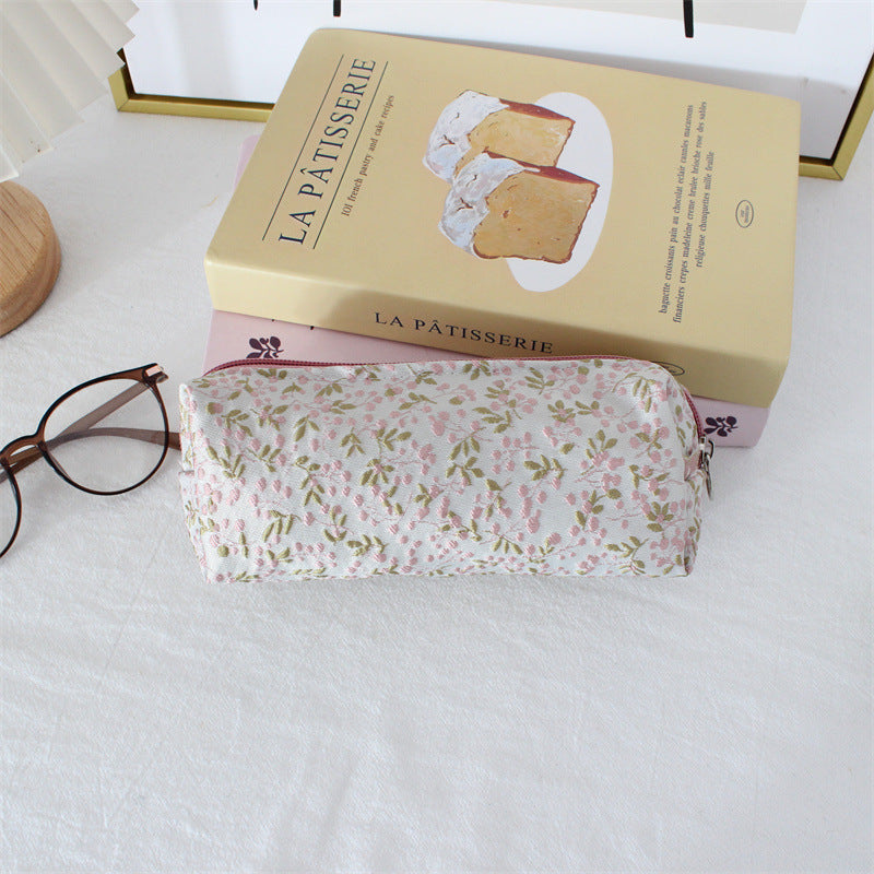 Dainty Print Makeup Organizer