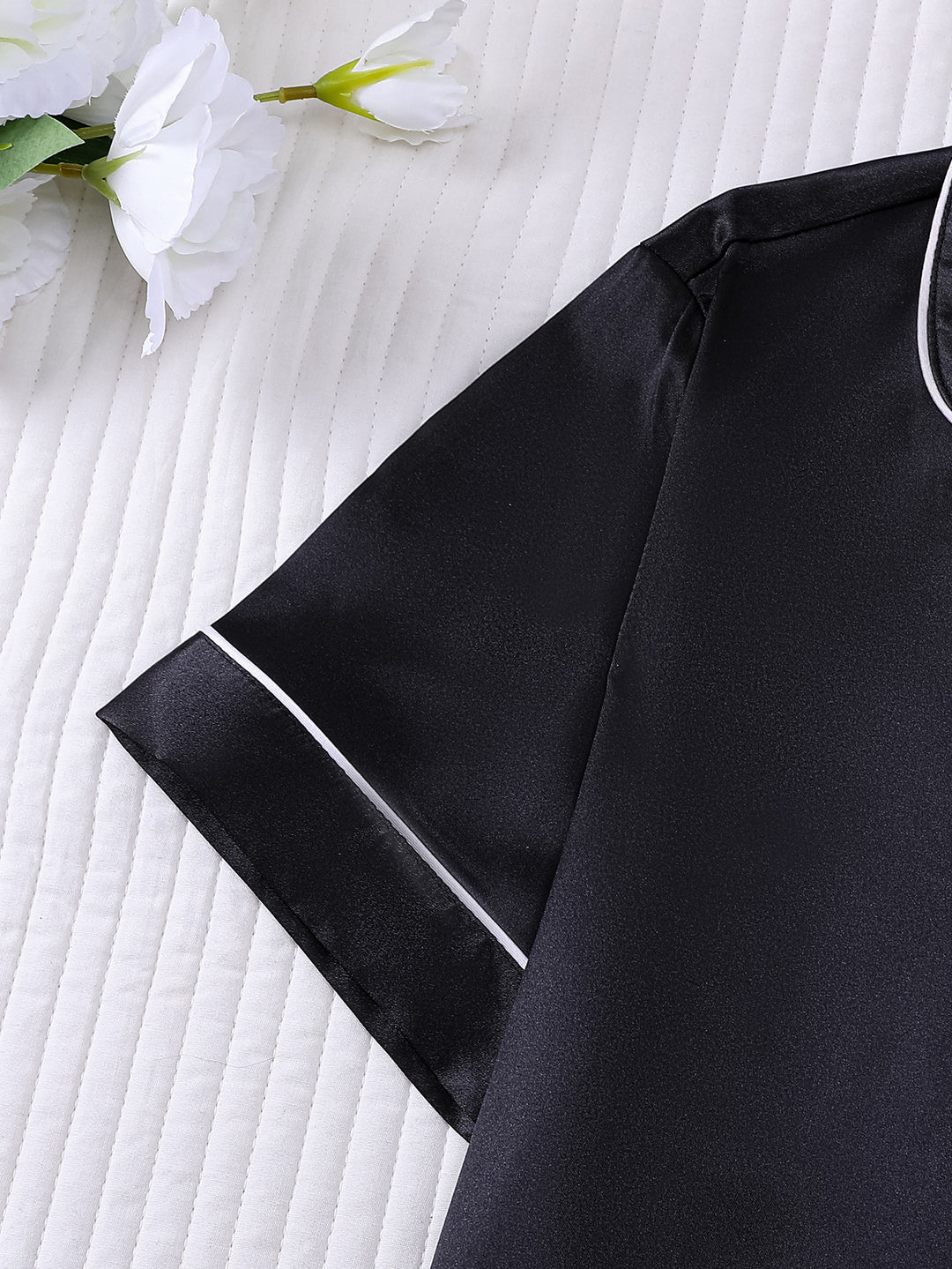 Smooth Fabric Contrast Piping Women's Pajama Set