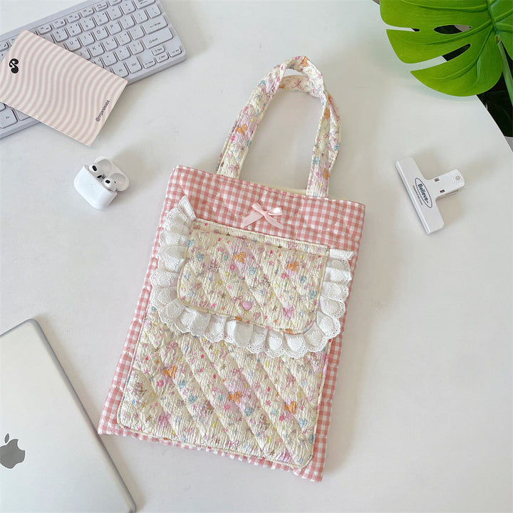 Character Print Lace Pocket Quilted Tote Bag