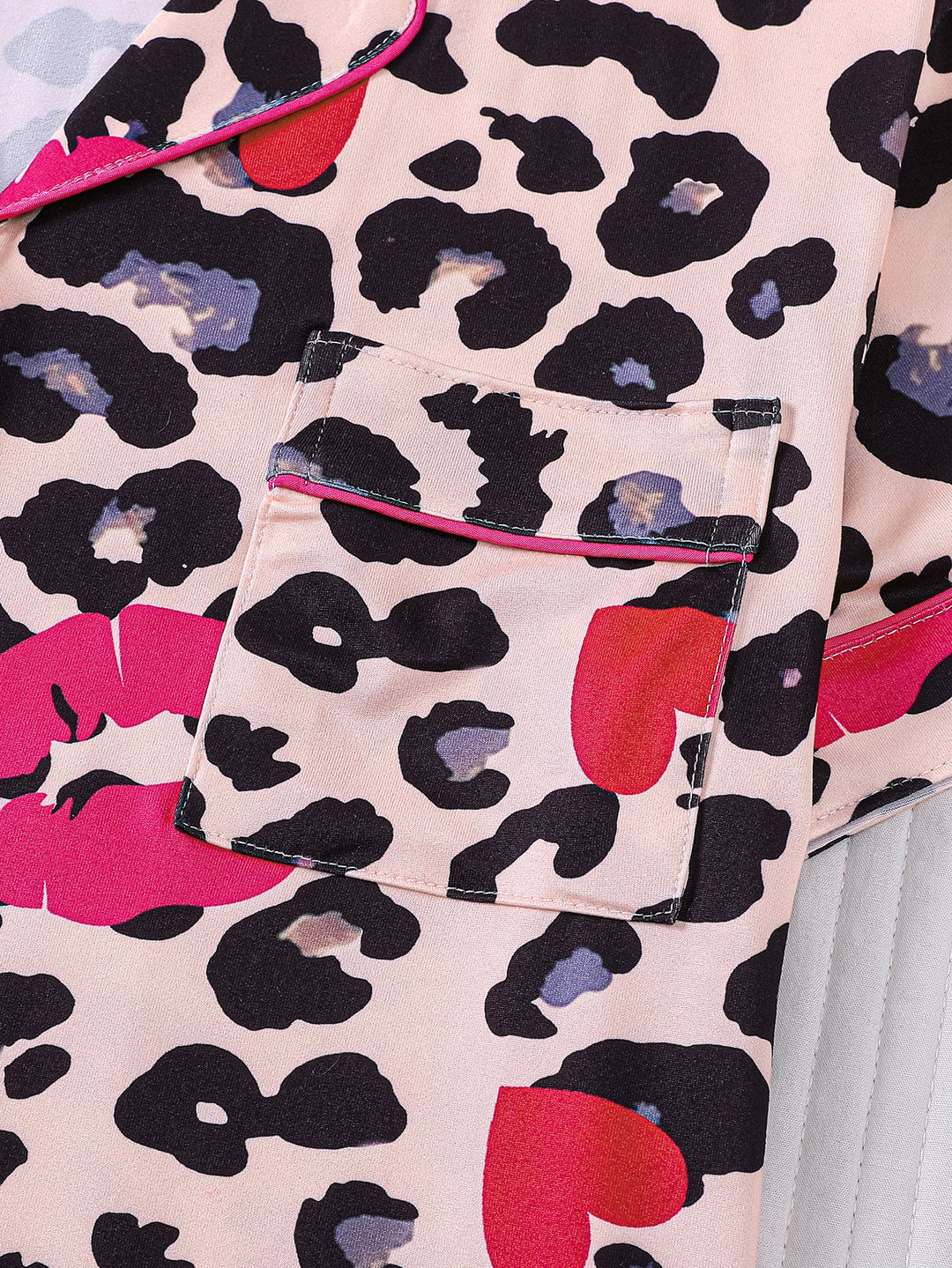 Leopard & Lips Print Women's Pajama Shorts Set
