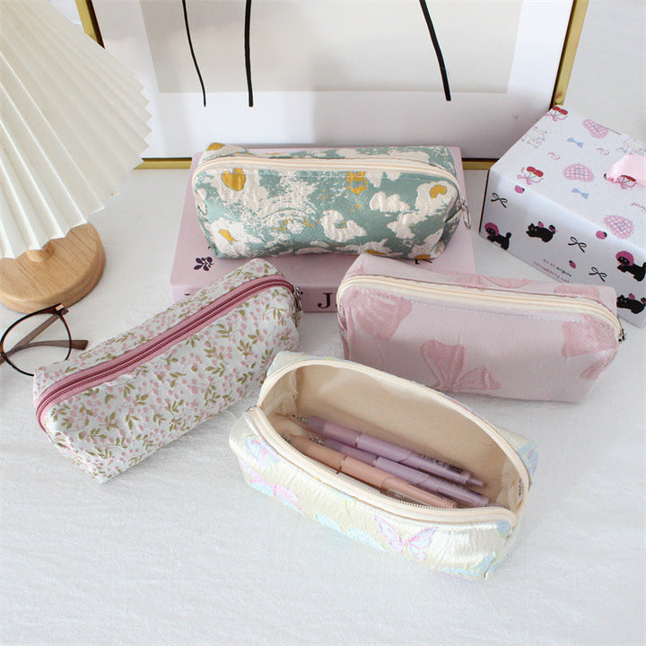 Dainty Print Makeup Organizer
