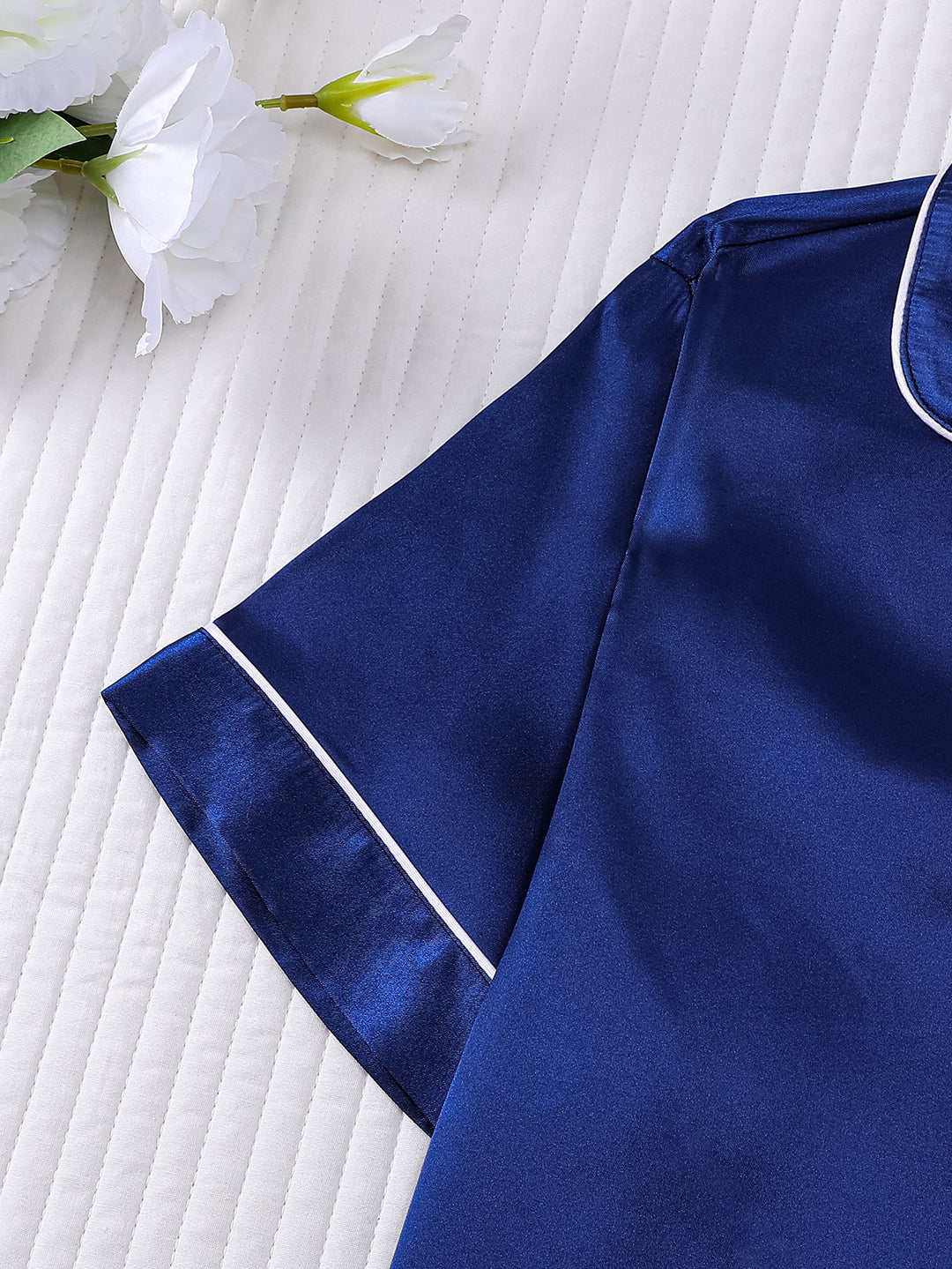 Smooth Fabric Contrast Piping Women's Pajama Set