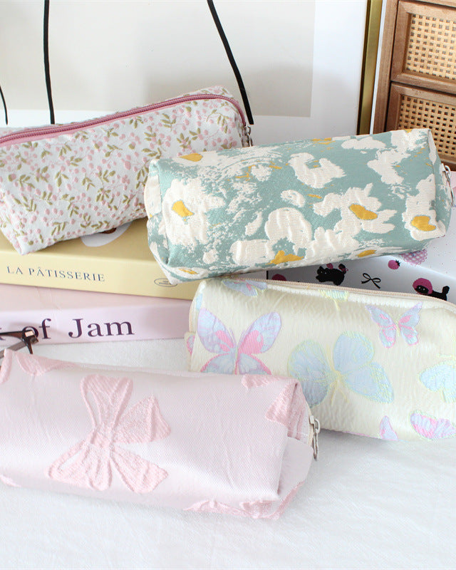 Dainty Print Makeup Organizer