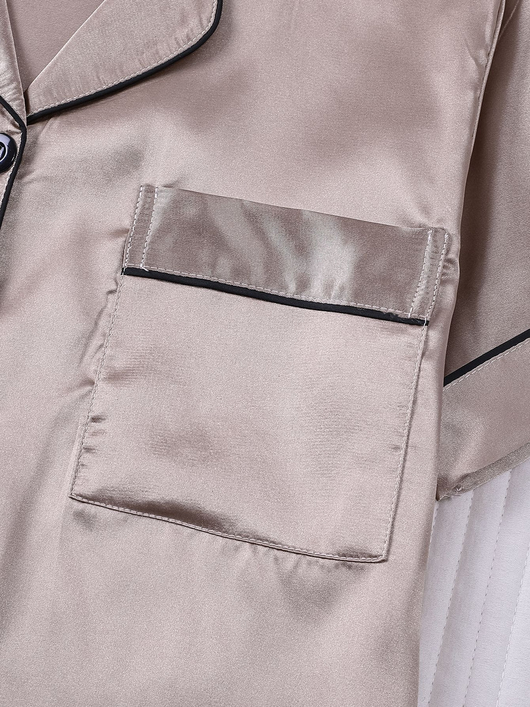 Smooth Fabric Contrast Piping Women's Pajama Set