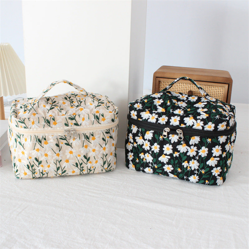 Embroidered Daisy Print Cosmetic Case