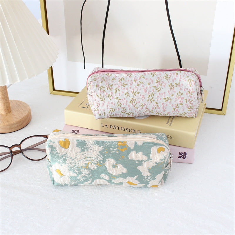 Dainty Print Makeup Organizer