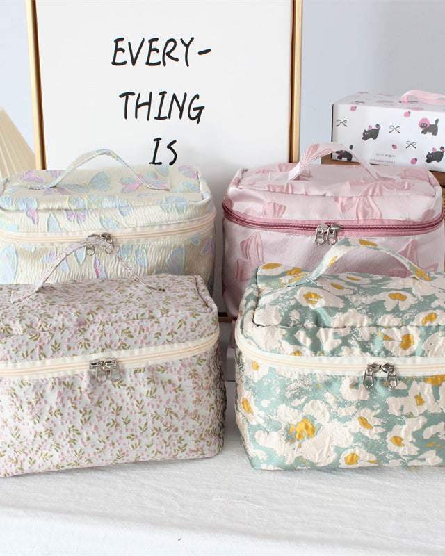 Feminine Pattern Makeup Organizer Case
