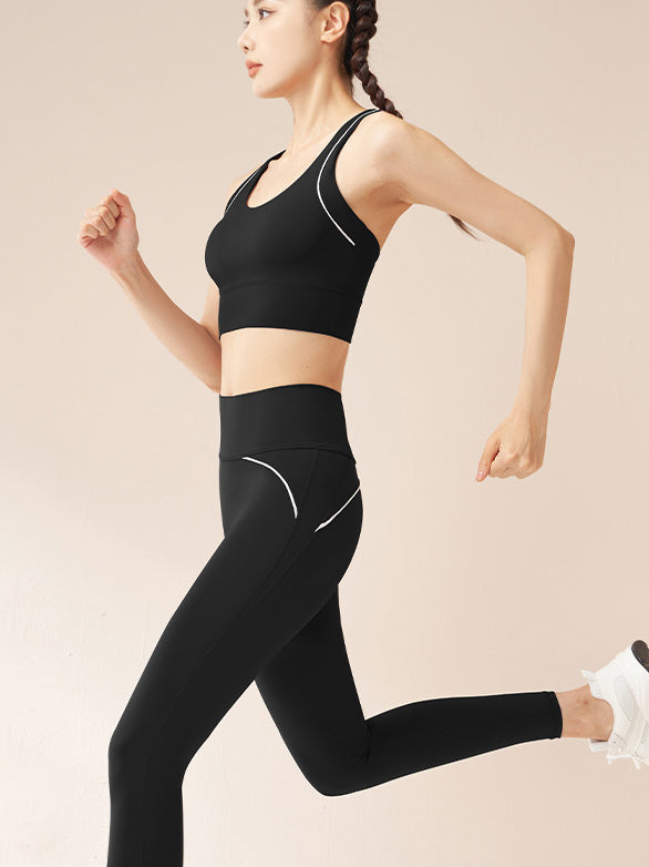 Piping Contrast Strap Sports Bra