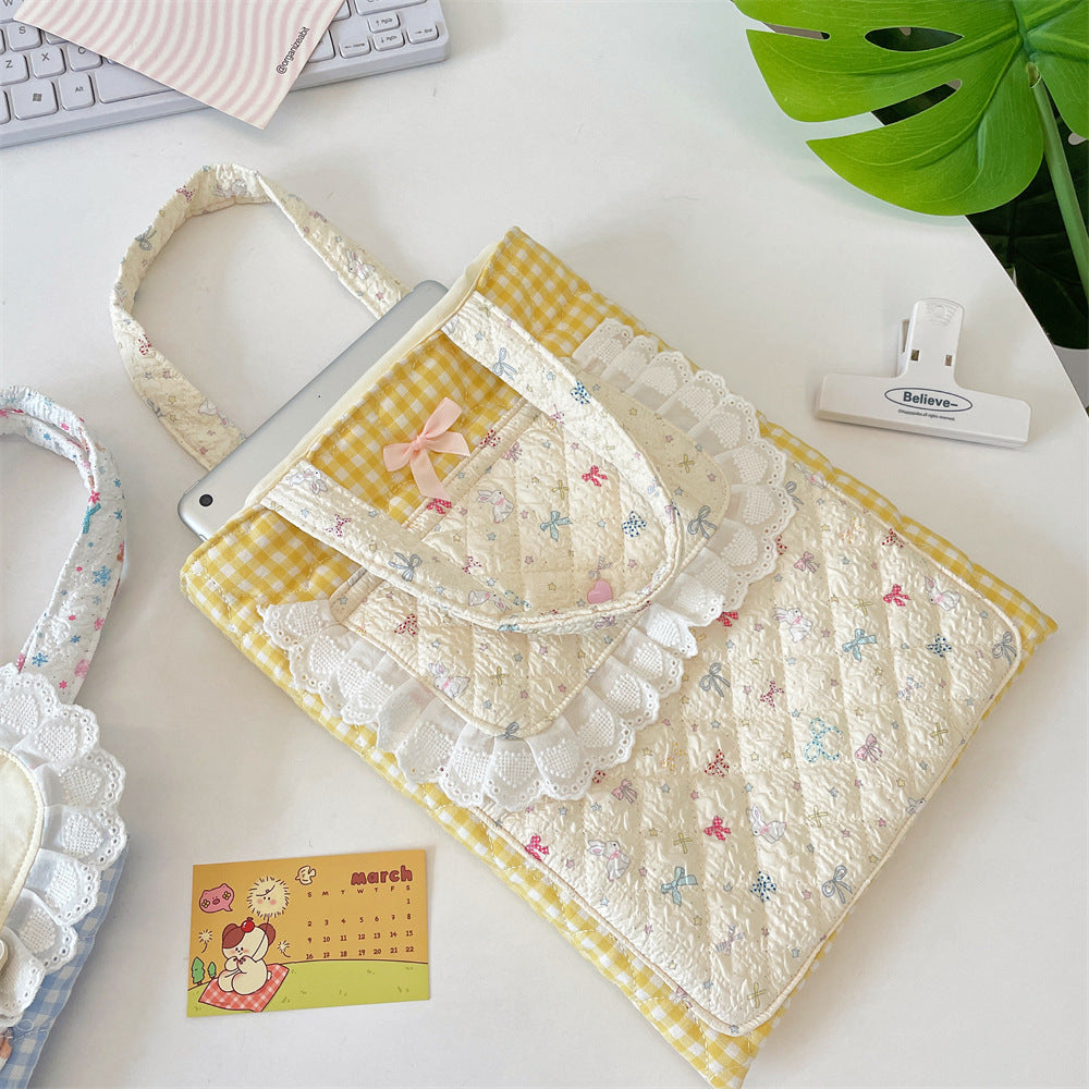 Character Print Lace Pocket Quilted Tote Bag
