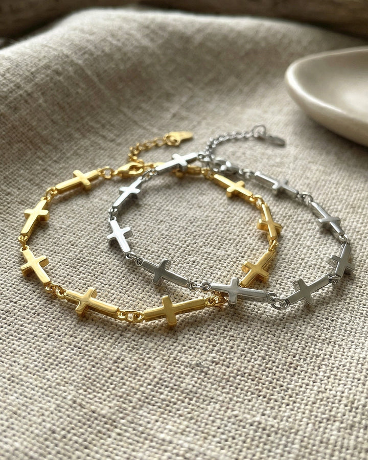 Dainty Cross Chain Bracelet