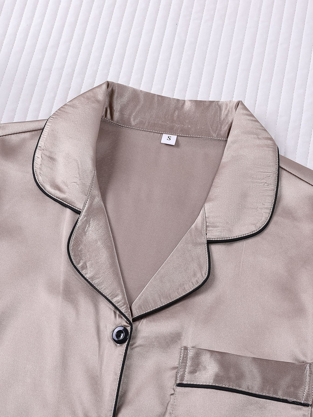 Smooth Fabric Contrast Piping Women's Pajama Set