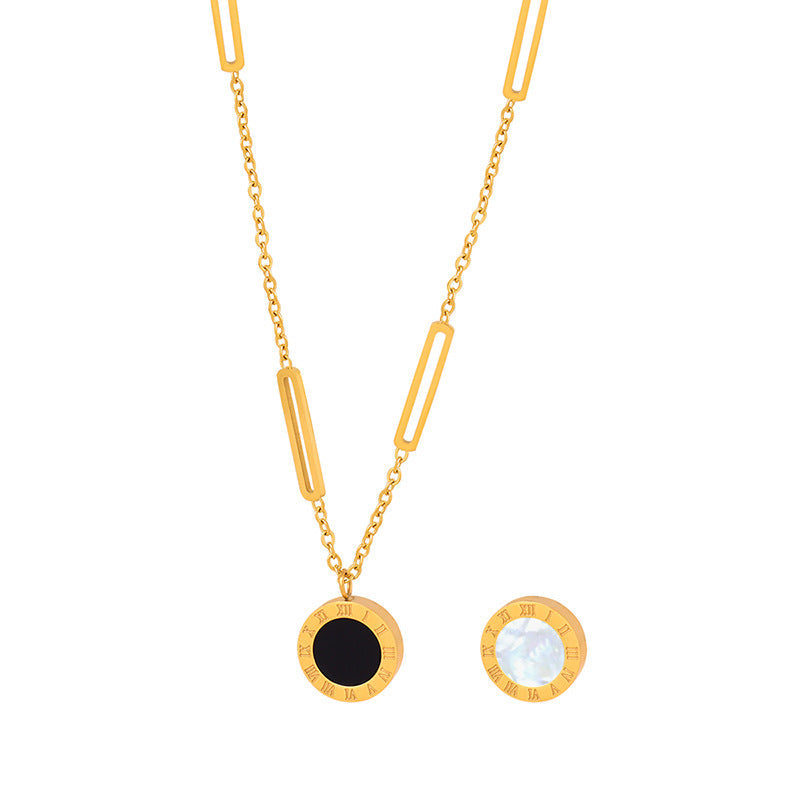 Roman Disc Pendant Necklace