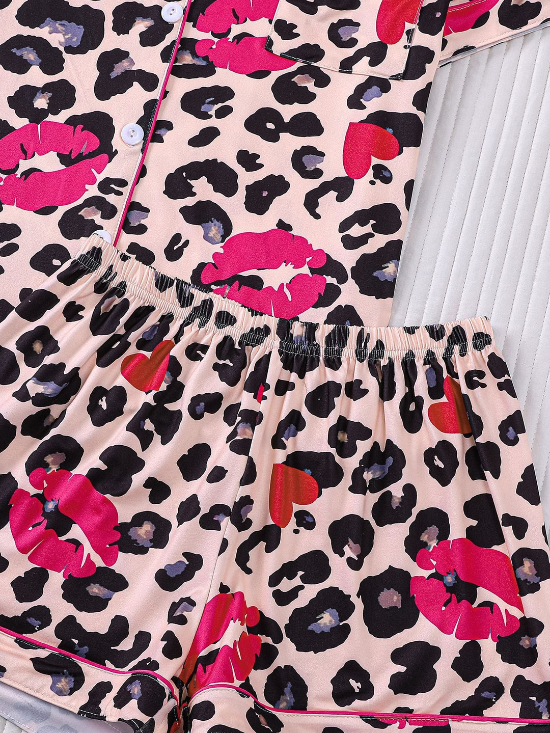 Leopard & Lips Print Women's Pajama Shorts Set