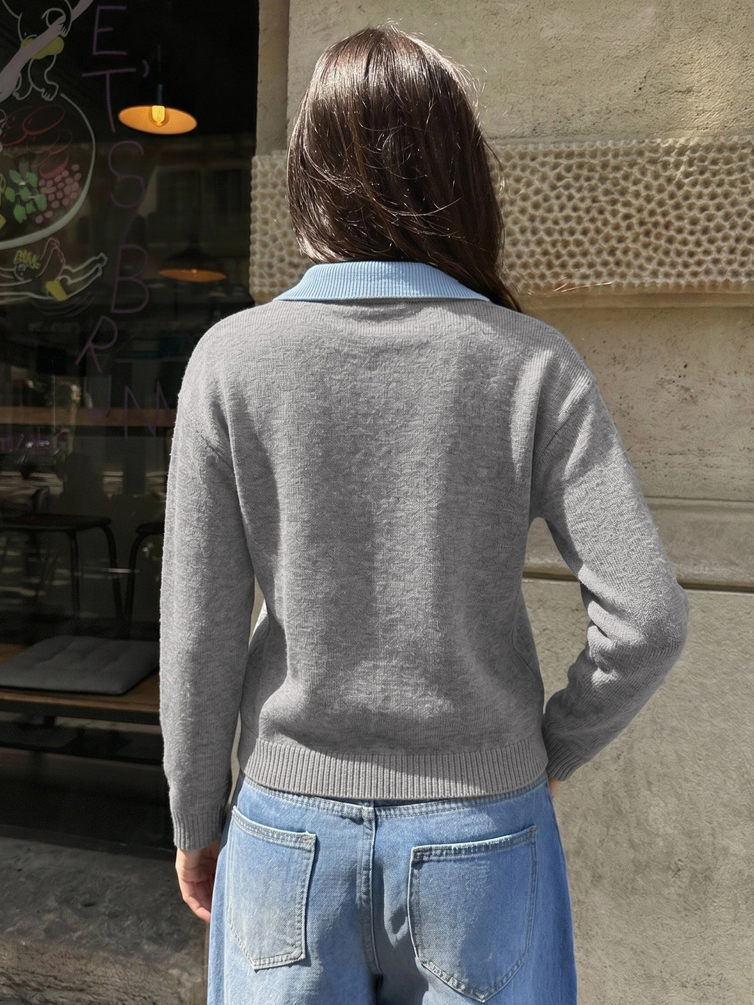 Contrast Collar V-Neck Knit Sweater