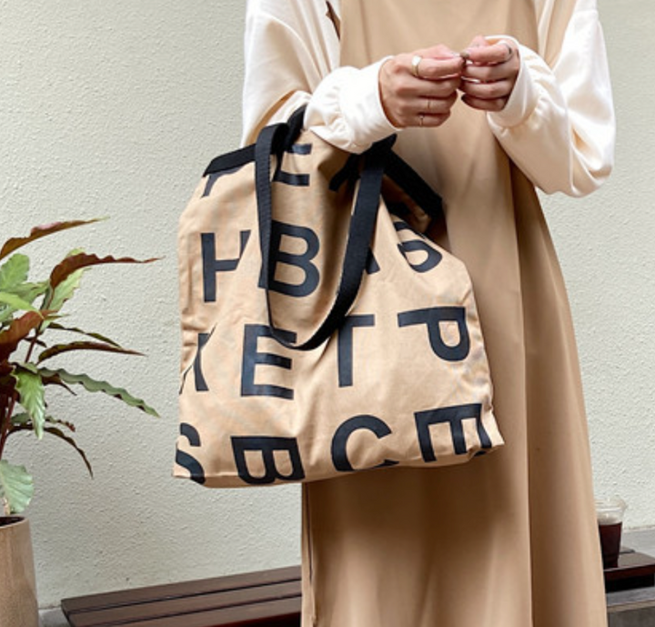 Oversized Letter Print Canvas Tote Bag