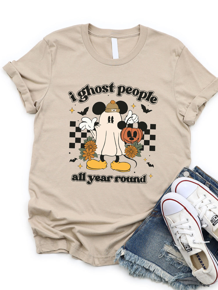 I ghost people all year round (Mickey Ghost) Graphic Tee