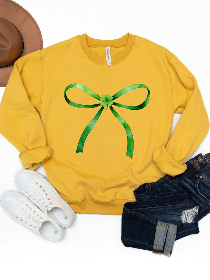 Green Bow And Clover Graphic Sweatshirt