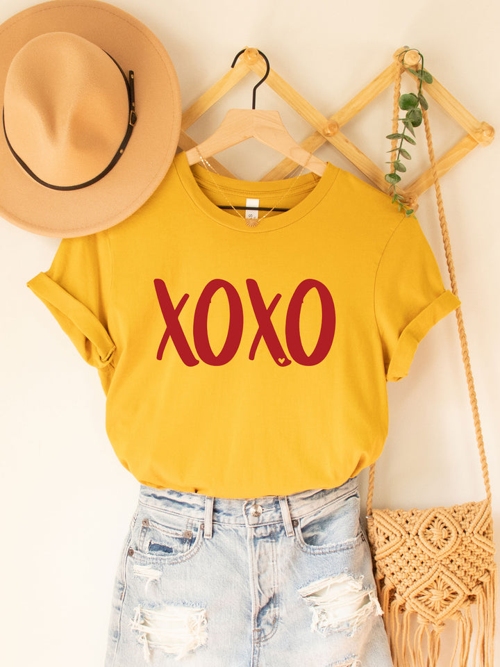 Xoxo Graphic Tee