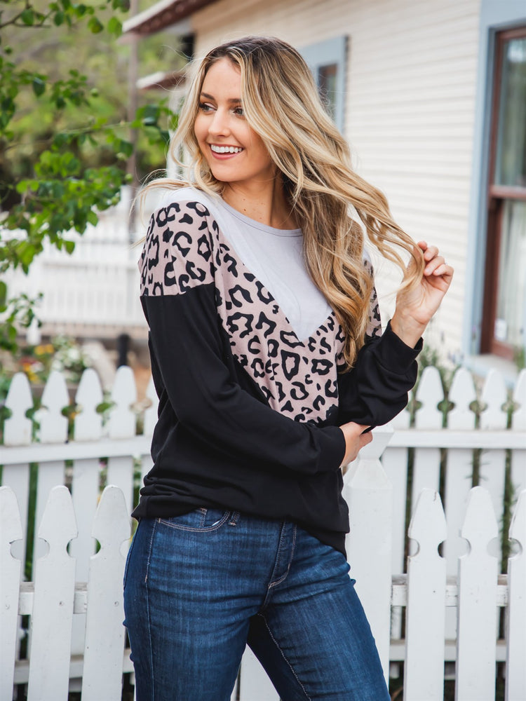 Donna Top - Gray/Taupe Leopard/Black