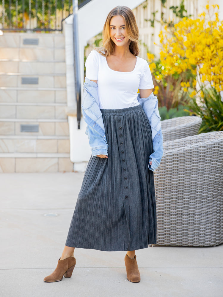 The Reed Pleated Skirt - Charcoal